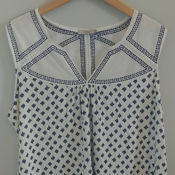 Dalia Boho Sleeveless White And Blue Embroidered Design Tunic Neckline Top - Picture 2 of 12